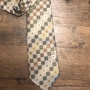 Alexander Julian Tie and cufflinks